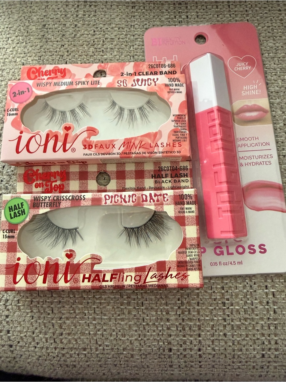 ioni 3D Faux Mink Lashes & Lip Gloss Bundle -